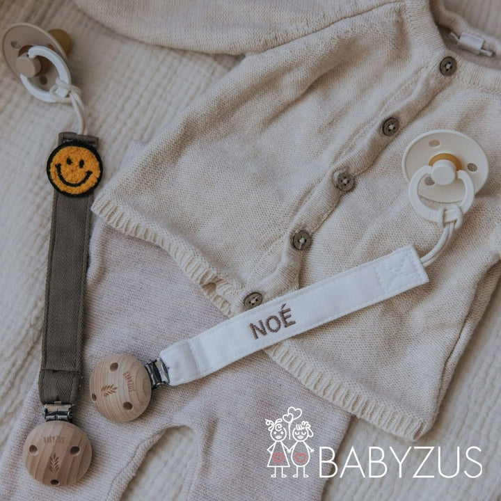 Speenkoord met naam - Bruin Smiley | Patchwork