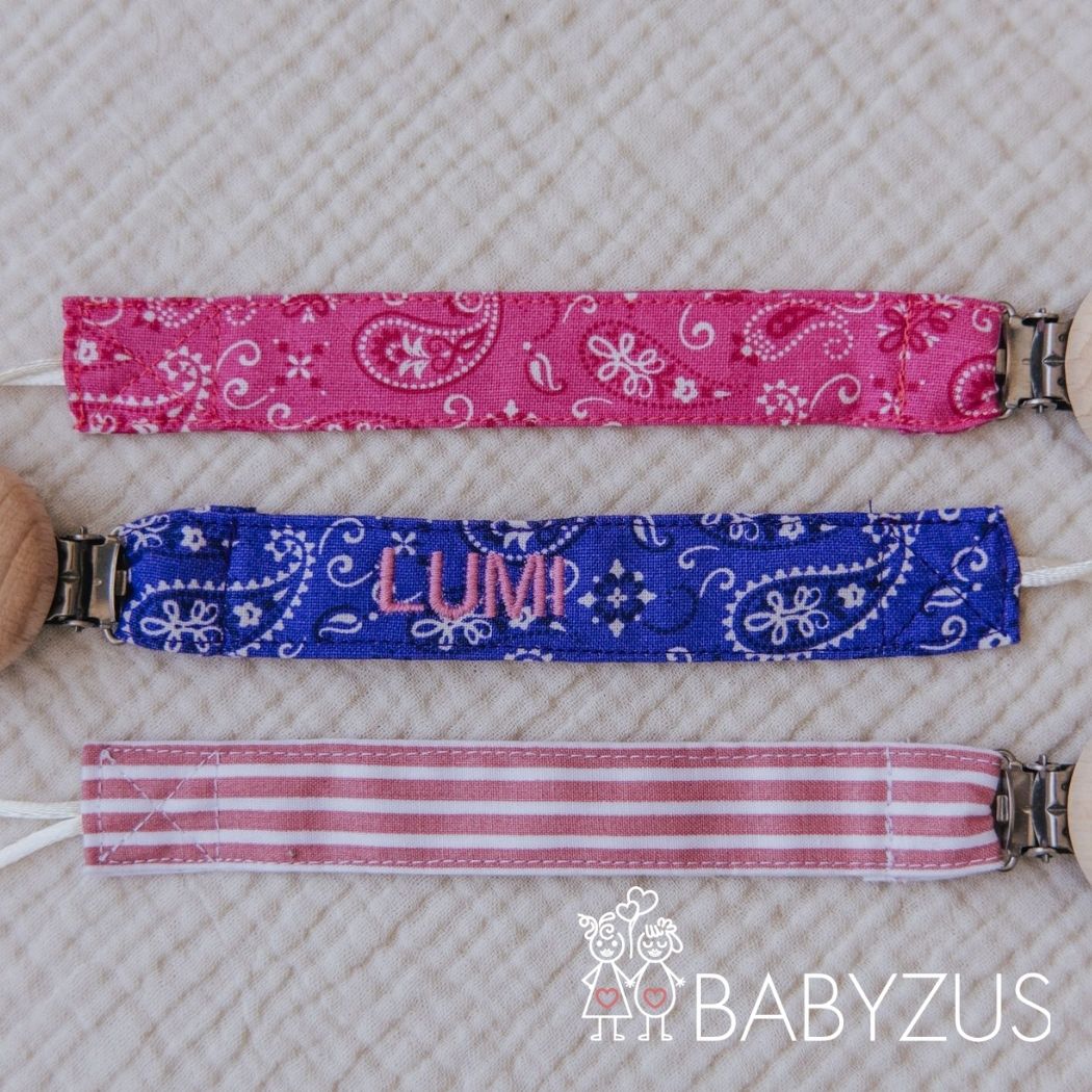 Speenkoord met naam | Paars Paisley Bandana